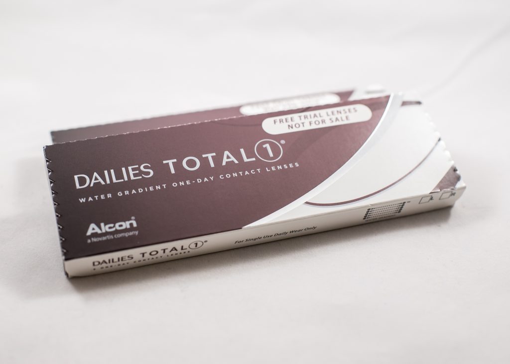 Products We Love: Daily Contact Lenses
